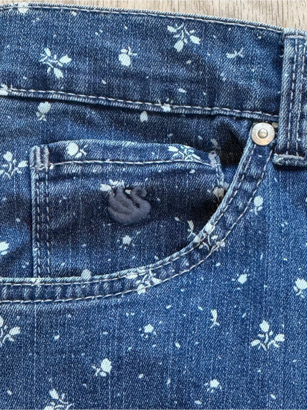 Vanderbilt Floral Print Denim Jeans sz 10 - Picture 2 of 8